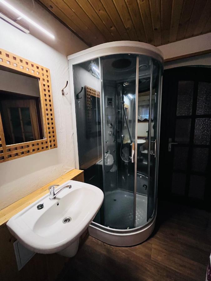 Apartma Luxura Decin Ngoại thất bức ảnh