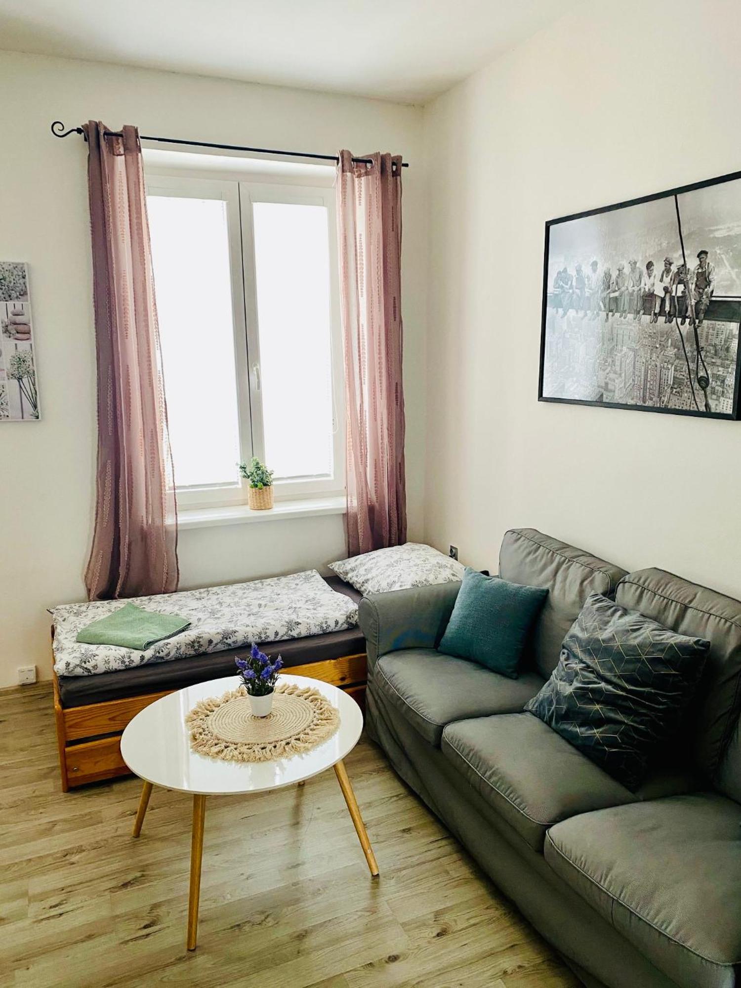 Apartma Luxura Decin Ngoại thất bức ảnh